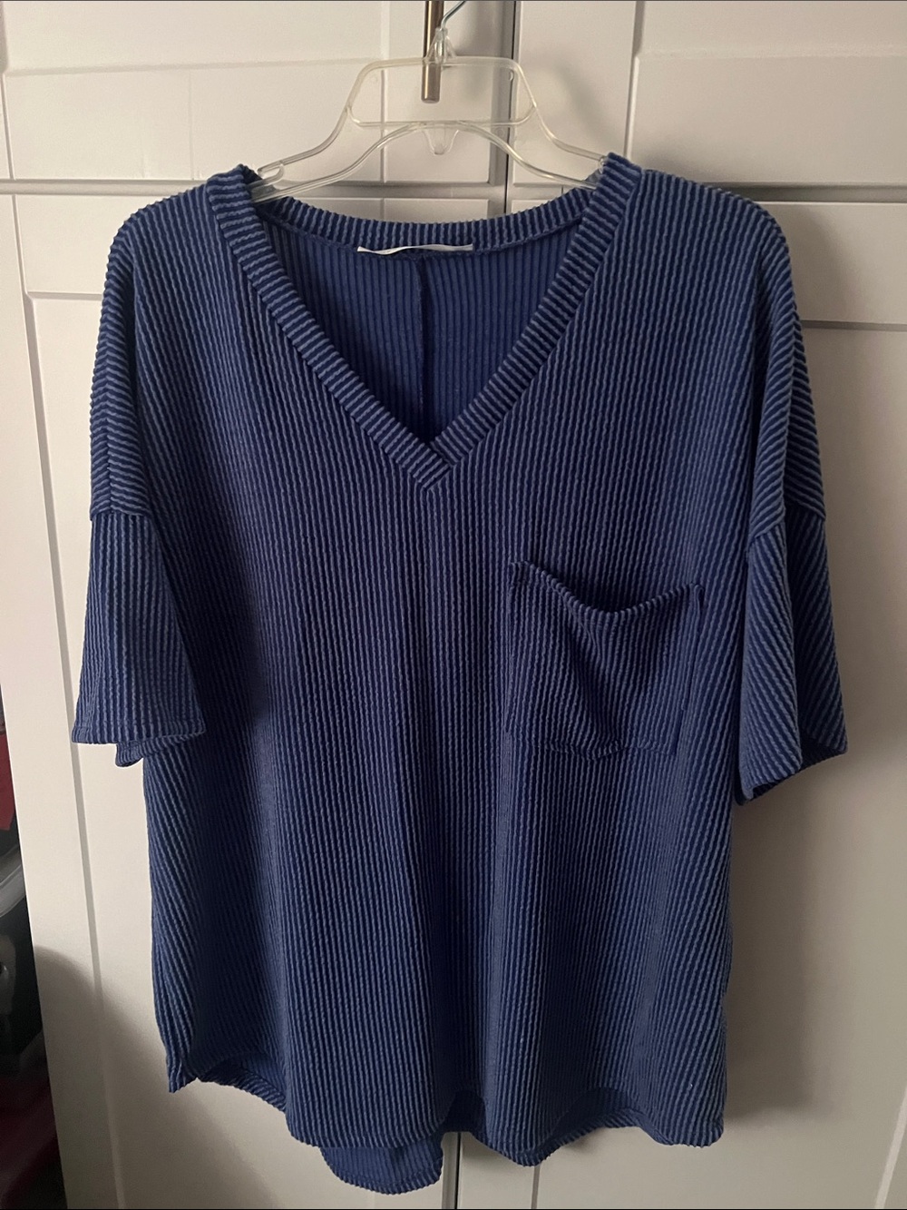 Altar'd State purpleish, blue Ribbed V‑Neck Pocket Tee